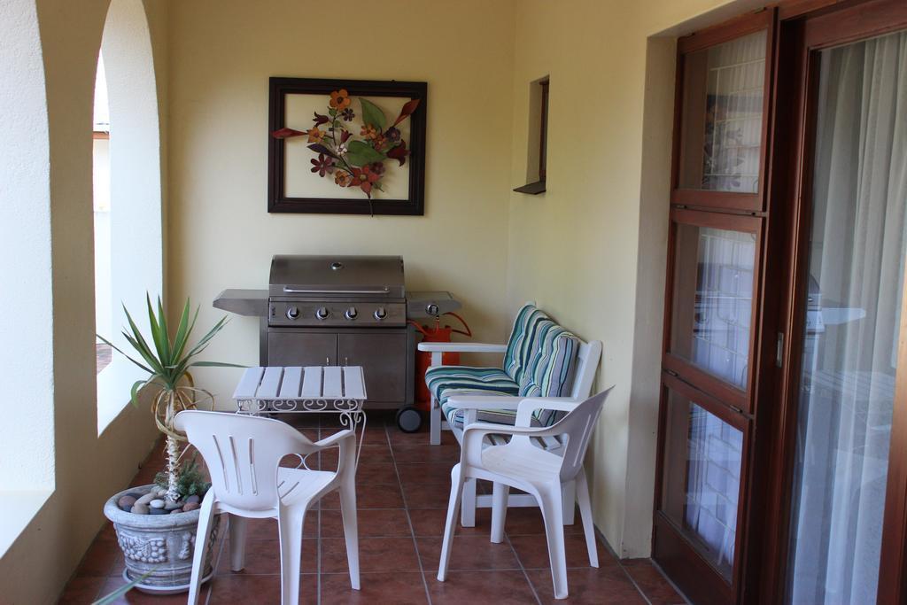 Smuts Ave. Guest Rooms Hermanus Eksteriør bilde