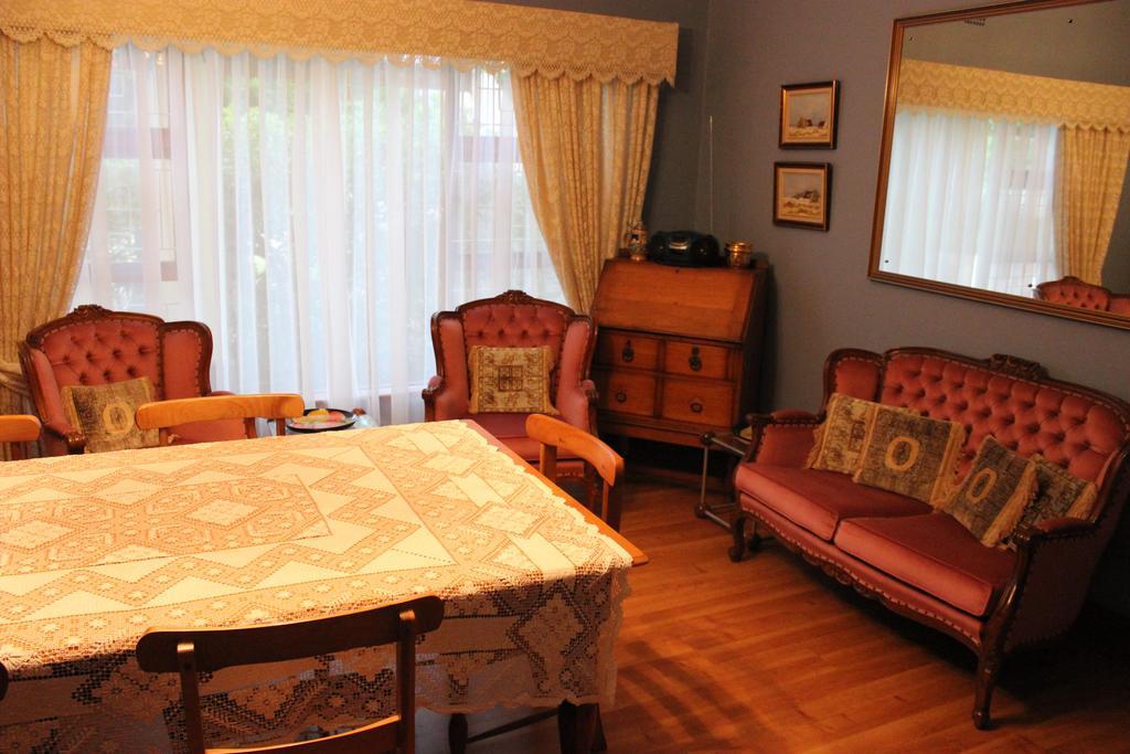 Smuts Ave. Guest Rooms Hermanus Eksteriør bilde
