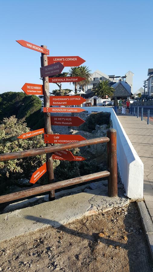 Smuts Ave. Guest Rooms Hermanus Eksteriør bilde
